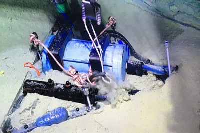 Underwater testing equiptment